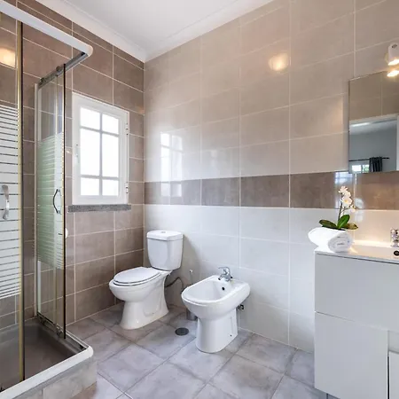 Blue Lee Dom wakacyjny *